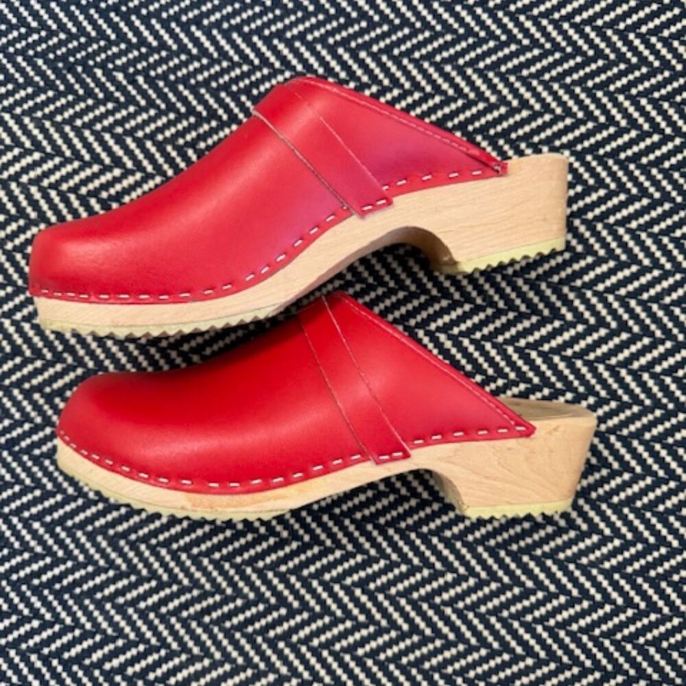 Classic Red Clogs - Lotta from Stockholm